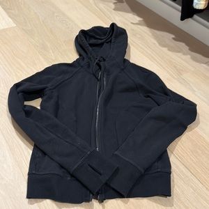 Lululemon black hoodie size 4